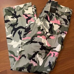 Flannels Women's Camouflage Wide Leg Pants